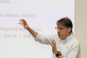 Distinguished public lecture discusses education and child and adolescent obesity in China
